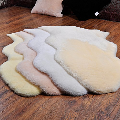 Premium Baby Sheepskin Rug Babycare Nursery Rug 100% Natural Lambskin Blanket Short-Shorn Wool Sleep Pad Medical Sheepskin Hospital Bed Mattress Topper (Ivory White, Single Pelt 2.5ft x 3.5ft)