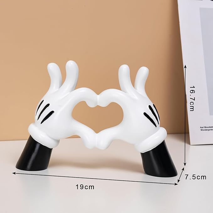 Cartoon Heart Hands Resin Statue Modern Home Decor Accents Love Finger Sculpture Room Decor Accessories Black White