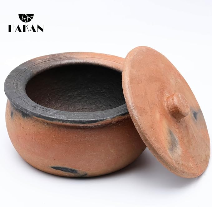 Hakan Efes Clay Cooking Pot with Lid, MIDI 2.9 Quarts Clay Pots for Cooking, Earthenware Rice Pots, UNGLAZED Traditional Casserole for STOVE Top, Portuguese Terracotta Roaster, 94.7 oz (2.8 L)