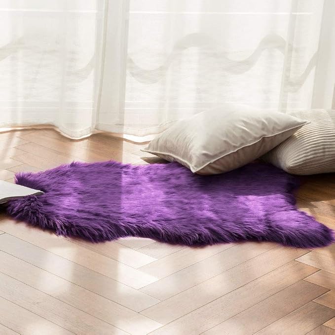MIULEE Luxury Super Soft Fluffy Area Rug Faux Fur Sheepskin Rug Decorative Plush Shaggy Carpet for Bedside Sofa Floor 2 x 3 Feet, Purple