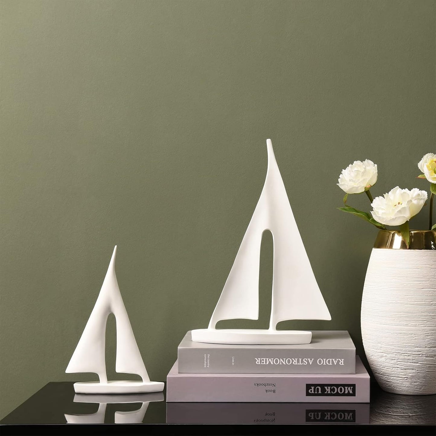 Modern Sculptures Home Decor, Sailboat Decor Ornament, Boat Decorations Statue Decor, Art Sculptures and Statues, Sailboat Gifts Home Office Bathroom Shelf Decor (White-2 Pack)