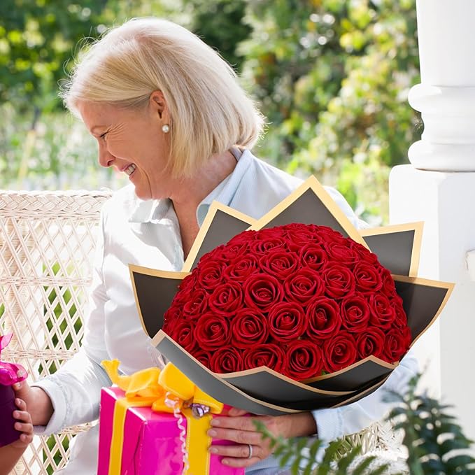 Waipfaru 100 Pcs Red Roses Artificial Flowers Bulk, Real Touch Velvet Roses with Wrapping Paper, Fake Flowers for Wedding Centerpieces Bridal Bouquet Valentines Mothers Day Decor