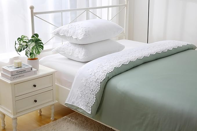 White Lace Pillow Shams with Embroidered 3D Flowers Retro Noble Luxury Elegant Look Pillowcases 100% Cotton Queen Size 2-Pack