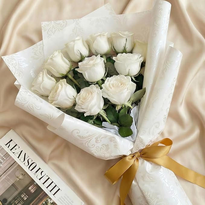Lifewit Classic White Artificial Roses Flowers, Faux Long Stem Silk Roses Bulky for DIY Wedding Bouquets Decoration, Centerpieces Arrangements, Velentine,12 Pcs