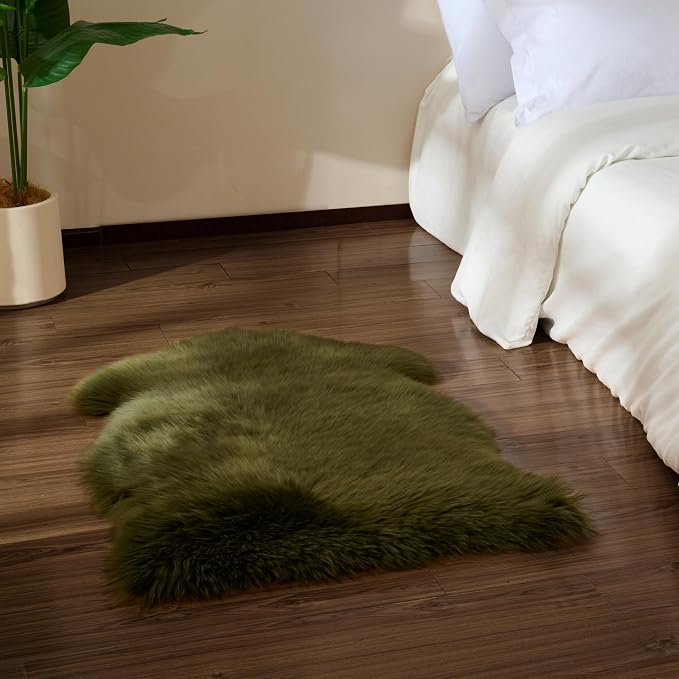 Premium Genuine Sheepskin Area Ruge - Real Wool Fur Shaggy Carpet | Fluffy Soft Natural Lambskin Rug Seat Chair Covers for Couch Sofa Bedroom Living Room(Dark Green,2×3 Feet Sheepskin)