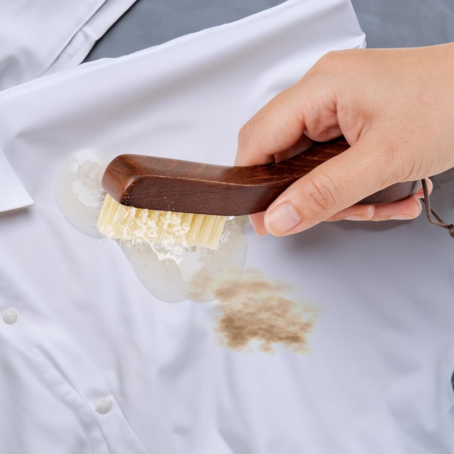 TAKAVU Stain Brush, Laundry Brush for Stain Removal, Natural Boar Bristle Cleaning Brush with Ergonomic Handle, Suitable for Delicate Fabrics Without Damage, Perfect Laundry, Shoes, Boots, Home