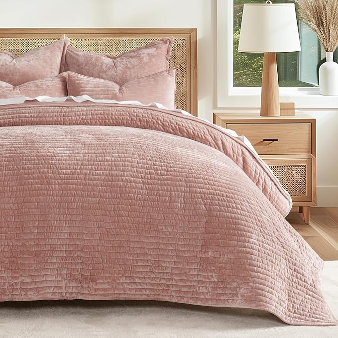 EverGrace Velvet Quilt Set King Size, Luxurious Soft Striped Channel Bedding Set, Lightweight Velvet Comforter for All Season, Oversized Bedspread Coverlet with 2 Matching Shams, Pink Clay