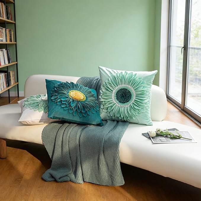 OiseauVoler 3D Sunflower Throw Pillow Cover Decorative Handmade Cushion Cover Case for Home Sofa Car Bed Room Decor 18 x 18 Inch