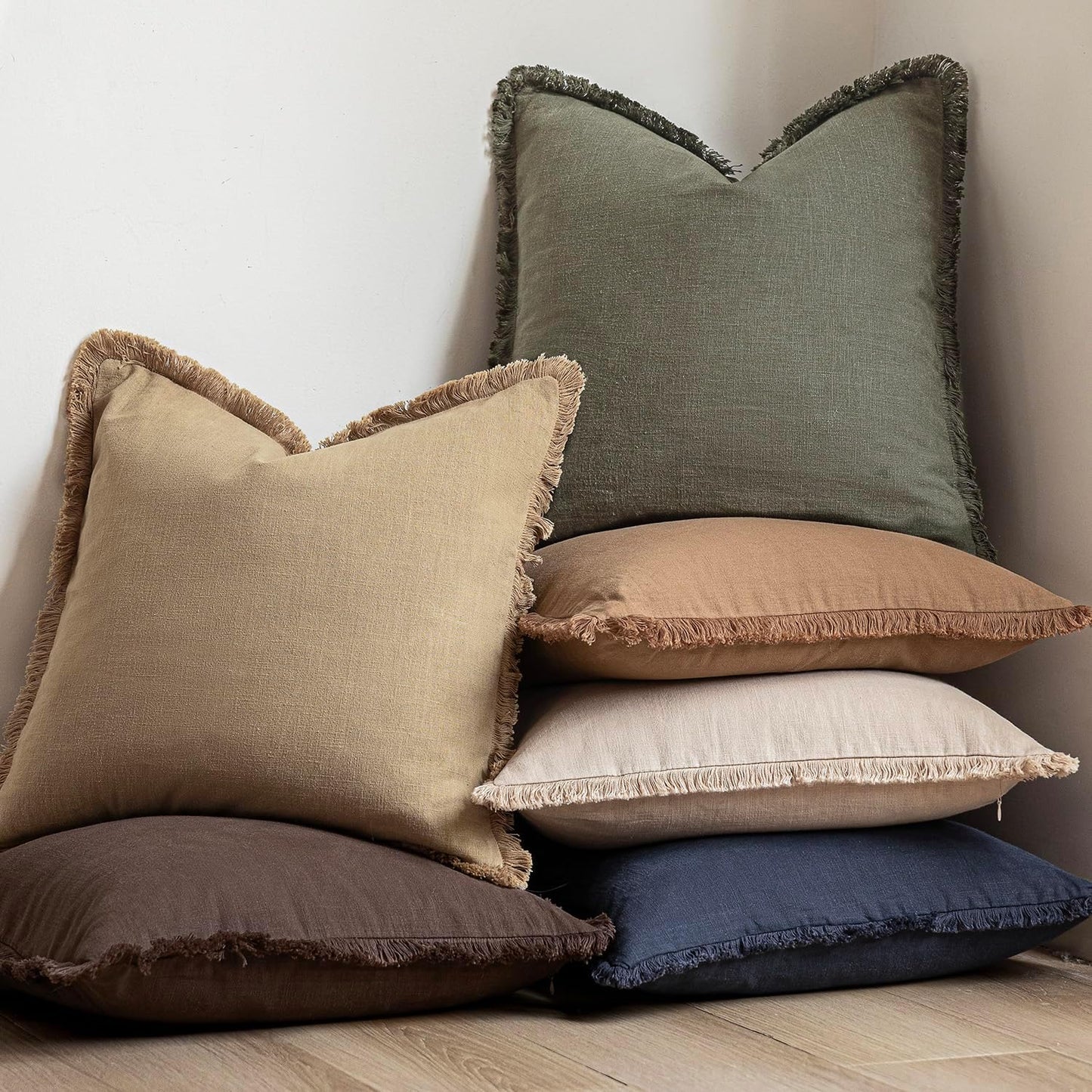 Foindtower Set of 2 Decorative Linen Fringe Throw Pillow Covers Cozy Boho Farmhouse Cushion Cover with Tassels Soft Accent Pillowcase for Couch Sofa Bed Living Room Home Decor,26×26 Inch,Reddish Brown