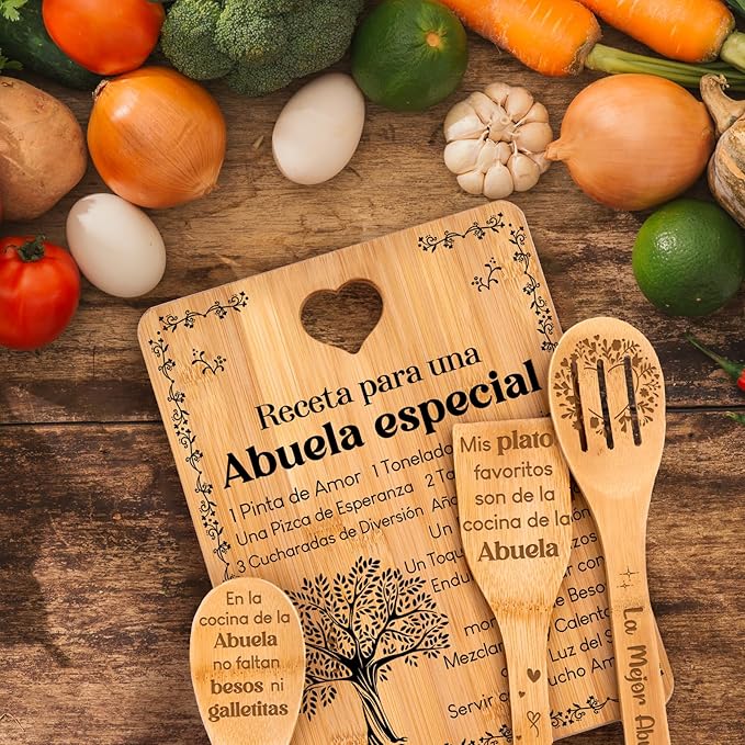 Regalos de cumpleaños para Abuela - "Receta para una Abuela especial". Juego de tablas de cortar y utensilios de bambú grabados. Regalos de cumpleaños para Abuela. Spanish Grandma Cutting Board