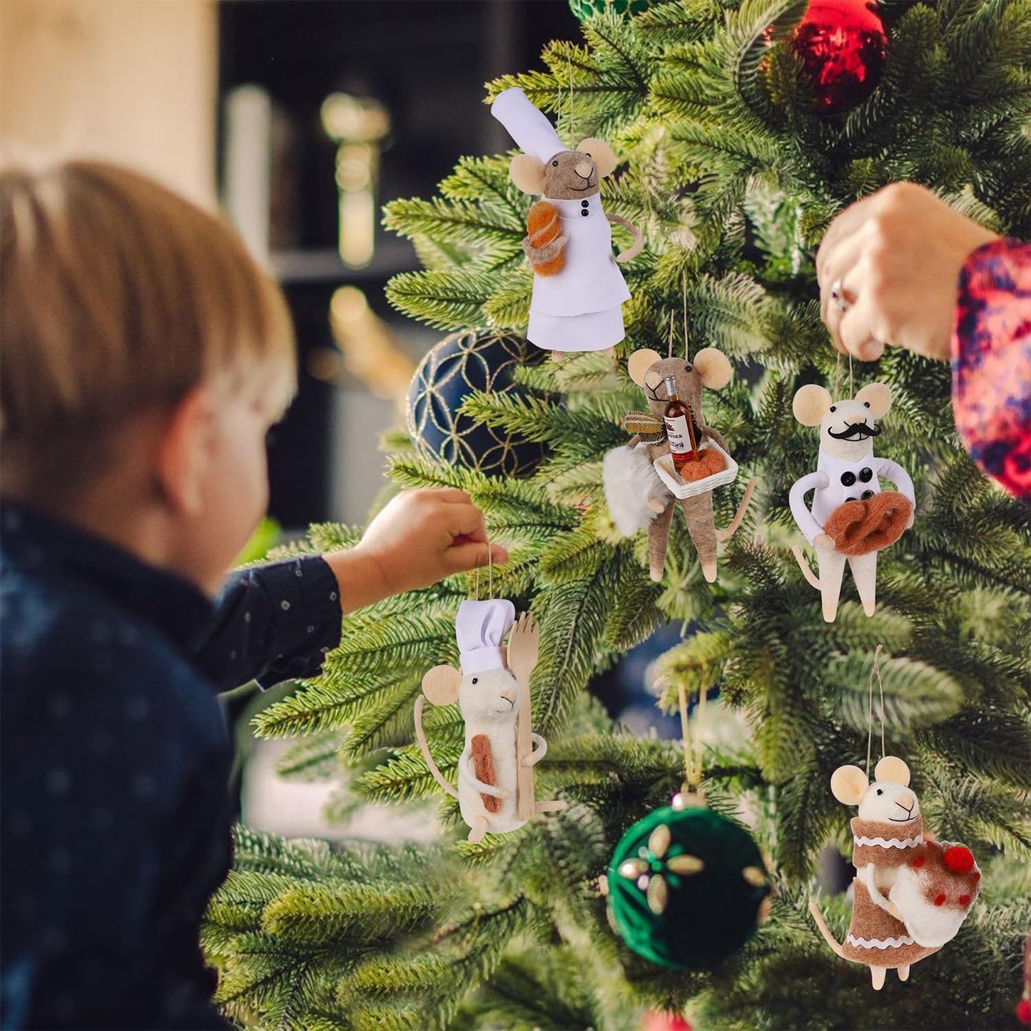 Set of 5 Christmas Felt Mice Ornaments, 4.7" Mini Hanging Wool Chef Mouse Figurines, Tiered Tray Tabletop Decor, Animal Crafts Cute Xmas Tree Festival Holiday Easter Gifts Home Office Party Supply