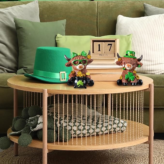 Karenhi 2 Pcs St. Patrick's Day Highland Cow Figurines Irish Shamrocks Leprechaun Green Highland Cow Gnomes Scottish Resin Statue Calf Lovers Gifts for Home Kitchen Office Tiered Tray Table Decor