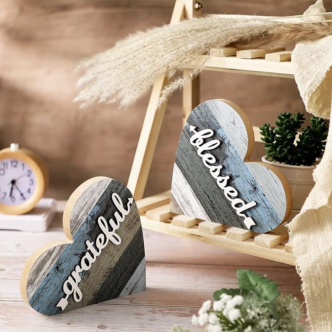 Jetec 2 Pcs Rustic Wooden Heart Table Decor, Daisy Farmhouse Home Decor, Bless This Home & Be Kind Sign for Living Room, Dining Room, Shelf & Mantel, Ideal Housewarming & Birthday Gift(Grateful Style)