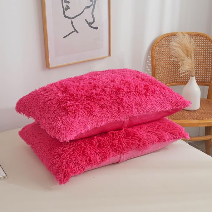 XeGe Plush Shaggy Duvet Cover Set, Luxury Ultra Soft Fluffy Faux Fur Bedding Sets 3 Pieces Velvet(1 Fuzzy Furry Comforter Cover + 2 Faux Fur Pillow Cases), Zipper Closure (Queen, Hot Pink)