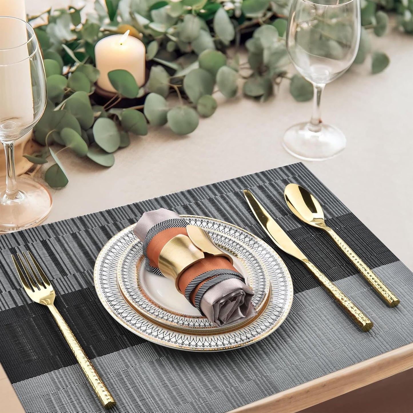 Placemats Set of 4 - Washable Easy Clean Vinyl Placemats - Heat Resistant PVC Place Mats for Dining Table - (Black and Gray, 4)