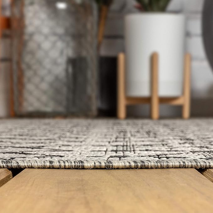 JONATHAN Y Moroccan Geometric Indoor Outdoor Runner Rug 2X20 Light Gray/Black, Ourika Textured Weave for Backyard, Patio, Porch, Easy-Cleaning, High Traffic Pet-Friendly, Non-Shedding SMB108E-220