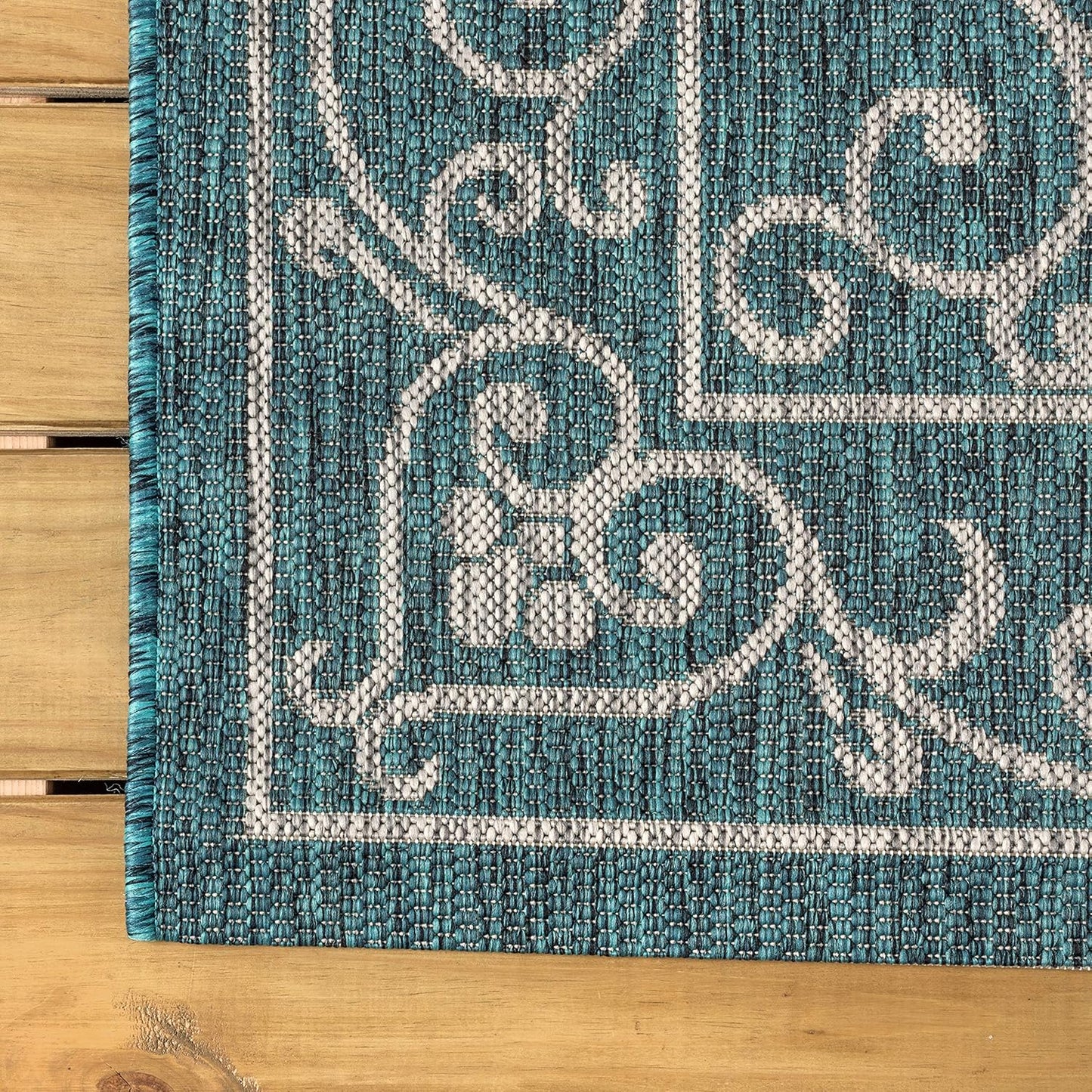 JONATHAN Y Vintage Filigree Indoor Outdoor Square Area Rug 8X8 Teal/Gray, Charleston Textured Weave for Backyard, Patio, Porch, Easy-Cleaning, High Traffic, Pet-Friendly, Non-Shedding (SMB106F-8SQ)