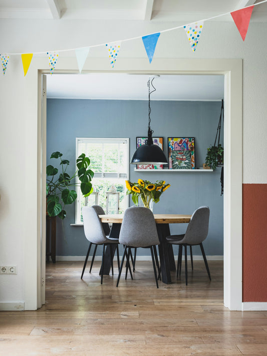 How to Mix Modern and Vintage Home Decor Like a Pro