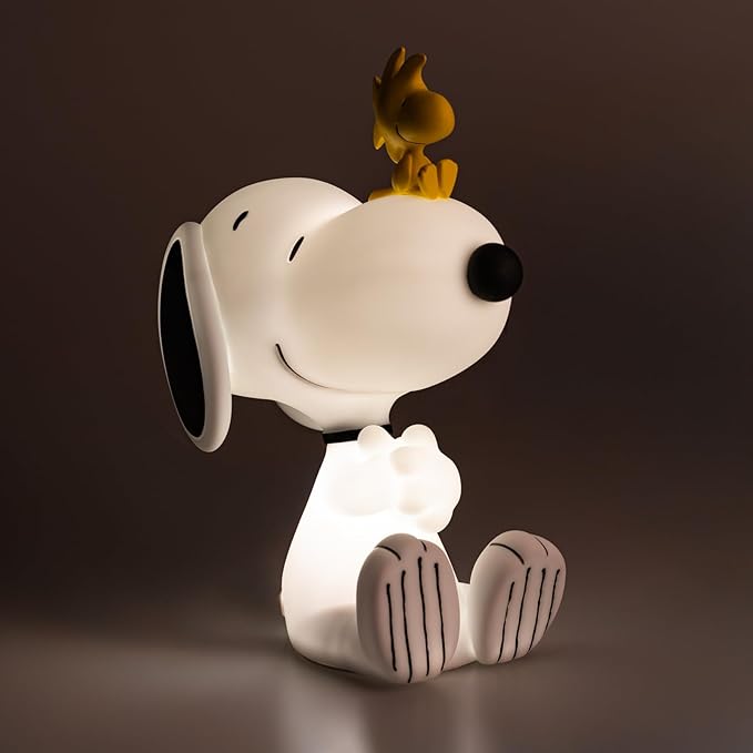 Grupo Erik Snoopy Lamp | Night Light, Kids Lamp, Desk Lamp, Mood Lights, Table Lamp | Snoopy Gifts, Snoopy Merchandise, Peanuts Snoopy, Gifts for Dog Lovers