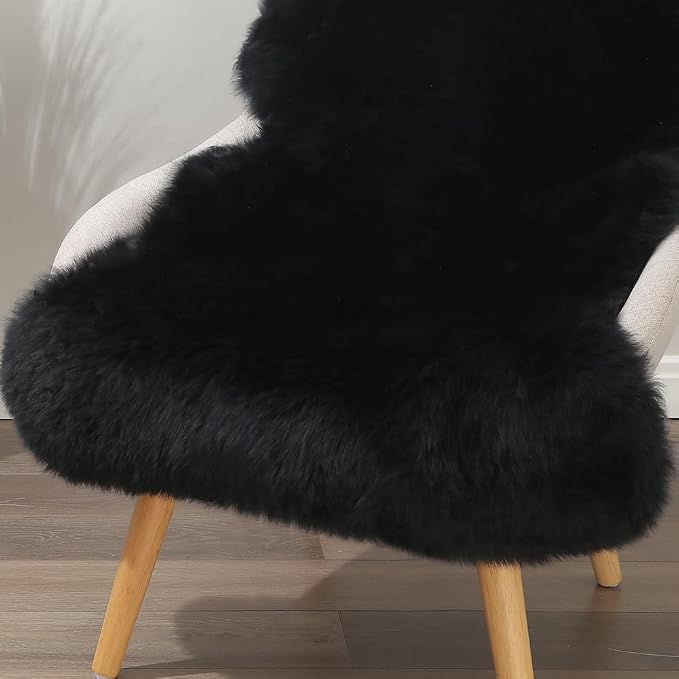 IRIWOOL Premium Genuine Fur Sheepskin Rug Real Australia Sheepskin Natural Luxury Fluffy Lambskin Fur Area Rug Seat Covers for Kids Bedroom Sofa Chair Cover (Black, Single Pelt/2ft x 3ft)