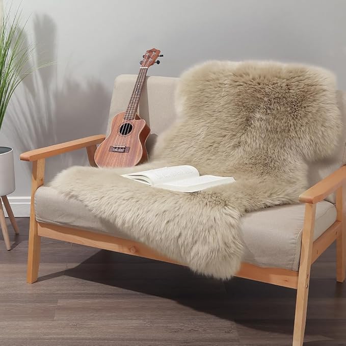 IRIWOOL Premium Genuine Fur Sheepskin Rug Real Australia Sheepskin Natural Luxury Fluffy Lambskin Fur Area Rug Seat Covers for Kids Bedroom Sofa Chair Cover (Creamy Gray, Single Pelt/2ft x 3ft)