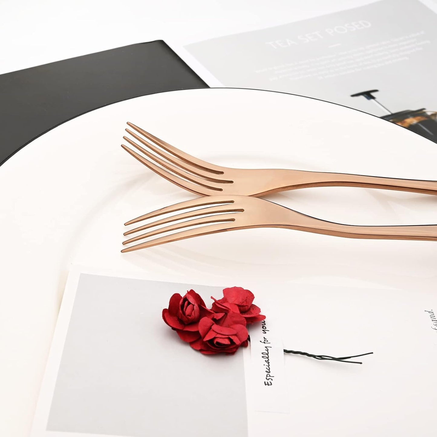 24-Piece Copper Flatware, Mirror 18/10 Stainless Steel Modern & Luxury Dinnerware Set With Serrated Steak Knife Teaspoon For Daily Use or Dinner Party Restaurant - Service For 4