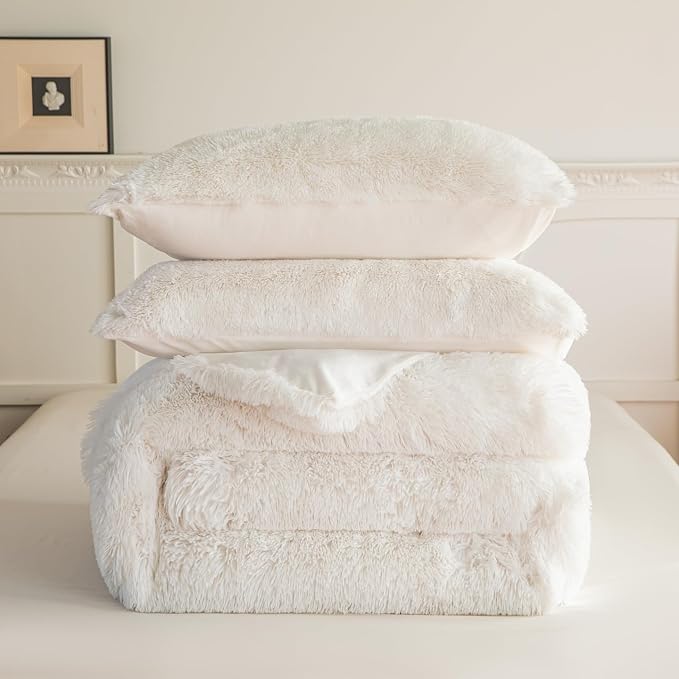 chovy Faux Fur Plush White Comforter Sets Full/Queen - Ultra Soft Shaggy Flannel Velvet Fluffy Fuzzy 3PC Bedding Set （Comforter x 1 Pillowcases x 2）