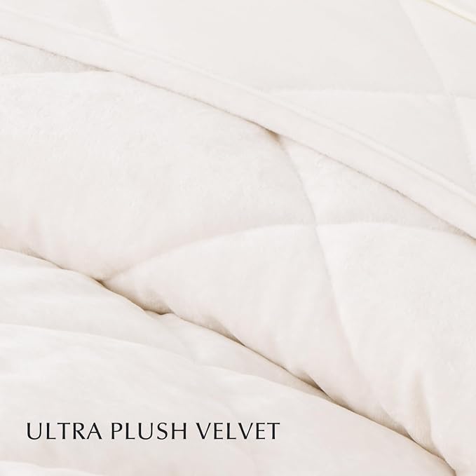 EVERGRACE Luxury Crushed Velvet Quilt Set King Size, Diamond Quilted Lightweight Velvet Comforter, Ultra Soft Oversized Bedspread Coverlet Bedding Set for All Season, with 2 Pillow Shams, Off White | Luxe Velvet