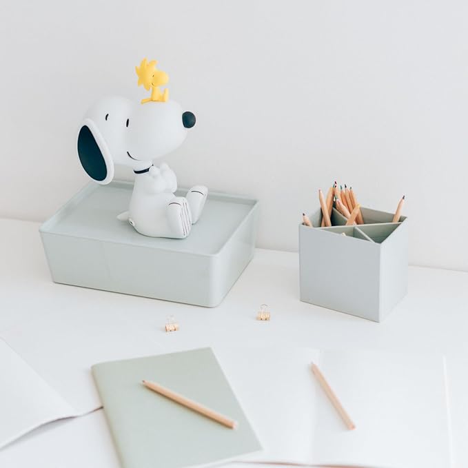 Grupo Erik Snoopy Lamp | Night Light, Kids Lamp, Desk Lamp, Mood Lights, Table Lamp | Snoopy Gifts, Snoopy Merchandise, Peanuts Snoopy, Gifts for Dog Lovers