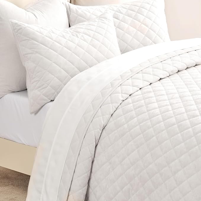 EVERGRACE Luxury Velvet Quilt Set Queen Size, Diamond Quilted Lightweight Velvet Comforter for All Season, Ultra Soft Oversized Bedspread Coverlet Bedding Set with 2 Pillow Shams, Ivory White | Luxe Velvet