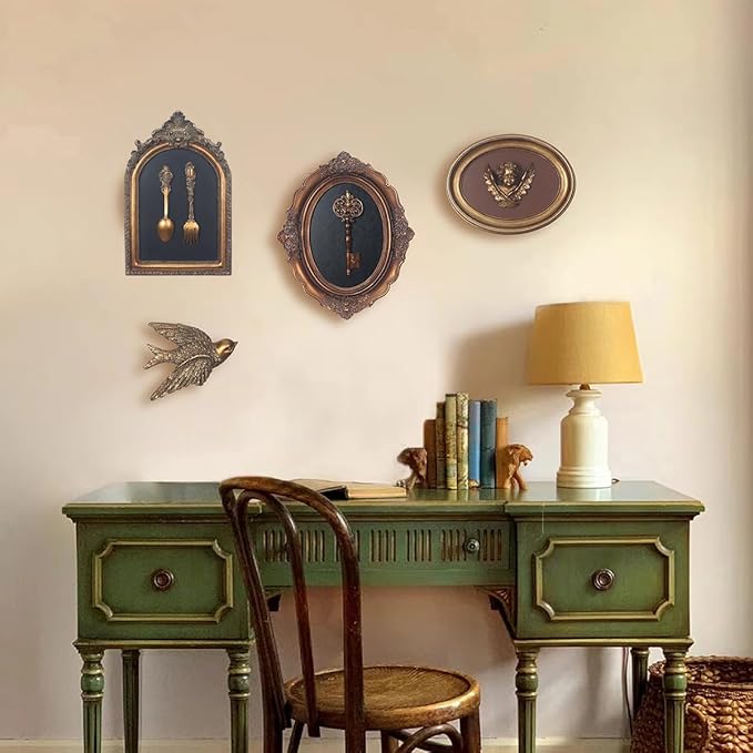 S-MANTIS Vintage Wall Sculpture, Antique Pediment, Hallway Wall Art, Hand Painted Wall Decoration With Embossed Intricate Key Design, Oval Aesthetic Room Décor, Gallery, Unique Gift (Antique Gold-Key)
