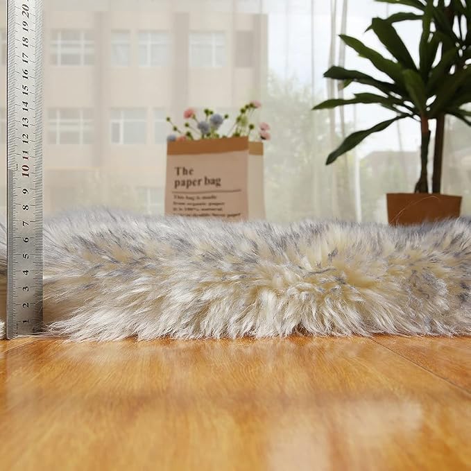 HUAHOO Premium Genuine Sheepskin Rug White Grey Real Australia Sheepskin Natural Luxury Fluffy Lambskin Fur Area Rug Seat Covers for Kids Bedroom Sofa Chair Cover Double Pelt/2' x 6' Wolf Tip