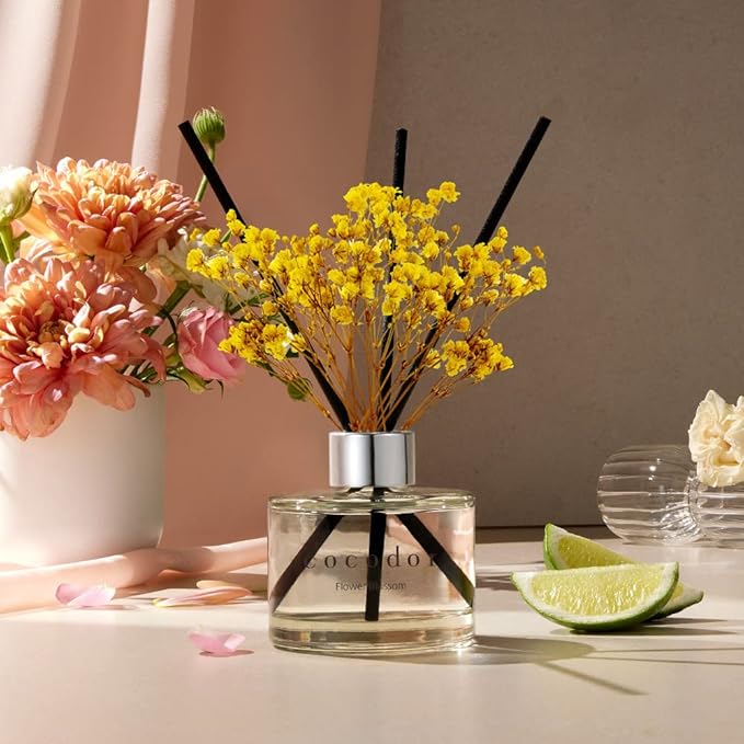 COCODOR Flower Reed Diffuser Set / 6.7oz / Garden Lavender/Scent Diffuser with Sticks Home Fragrance Oil Reed Diffuser for Bathroom Shelf Decor