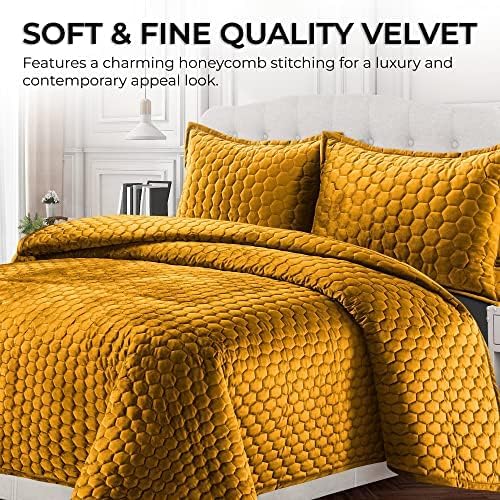 Tribeca Living Lugano Oversized Velvet Quilt Set - All Season, Extra Large, 3 Piece King Size Comforter Set with 2 Pillow Shams in Gold Honeycomb Pattern 260GSM