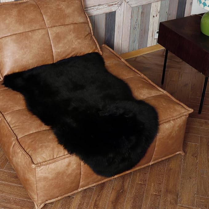 IRIWOOL Premium Genuine Fur Sheepskin Rug Real Australia Sheepskin Natural Luxury Fluffy Lambskin Fur Area Rug Seat Covers for Kids Bedroom Sofa Chair Cover (Black, Single Pelt/2ft x 3ft)