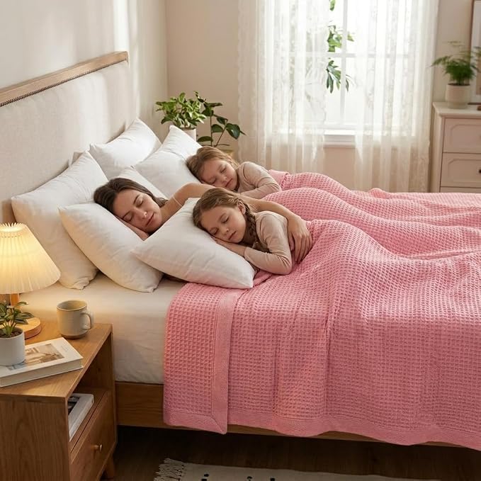 TreeWool Premium 100% Cotton Waffle Summer King Blanket (90"x108", Pink) | 420 GSM Breathable Lightweight Moisture Wicking Soft Knit Thermal Blanket for Bed or Sofa All-season Comfort Machine Washable