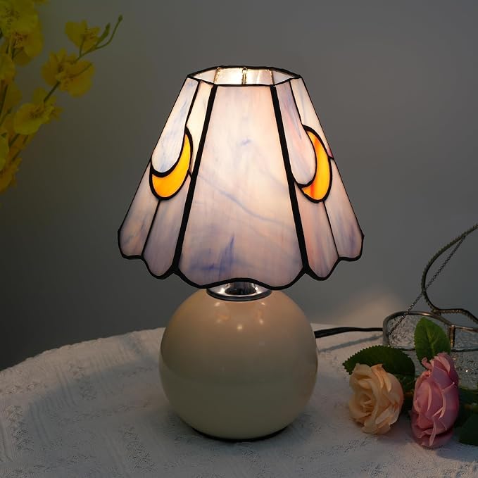 Tiffany Style Moon Mushroom Stained Glass Table Lamp Cute Small Table Lamp Bedroom Bedside lamp Living Room Dining Room Office Decoration Desk lamp Home Decoration Creative Gift Scene Props