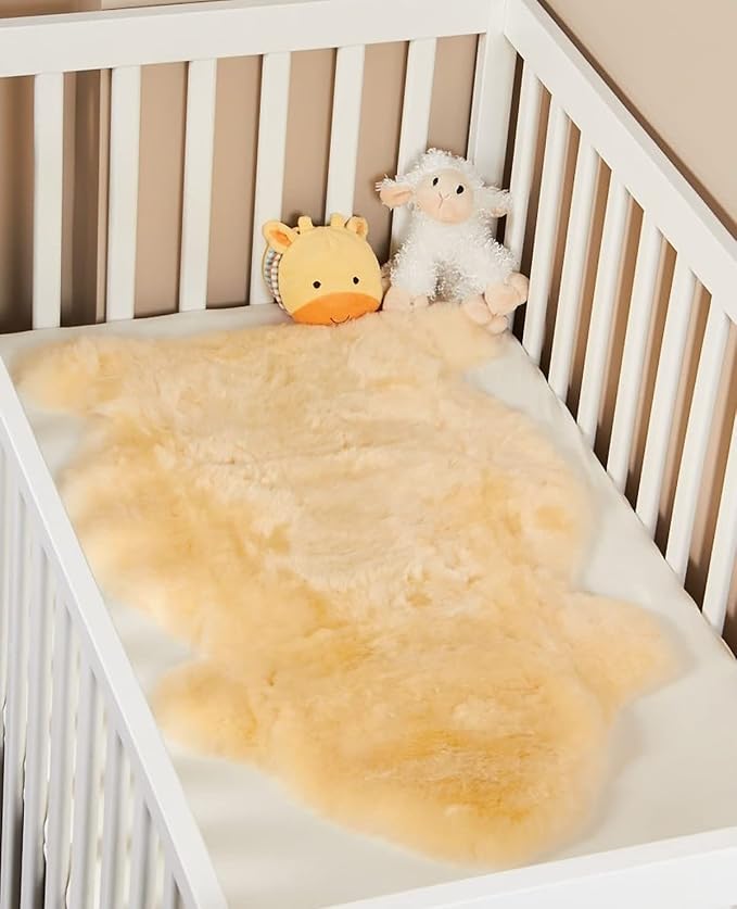 HUAHOO Premium Baby Sheepskin Rug Babycare Nursery Rug 100% Natural Lambskin Blanket Short-Shorn Wool Sleep Pad Medical Sheepskin Hospital Bed Mattress Topper (Beige, Single Pelt 2.5ft x 3.5ft)