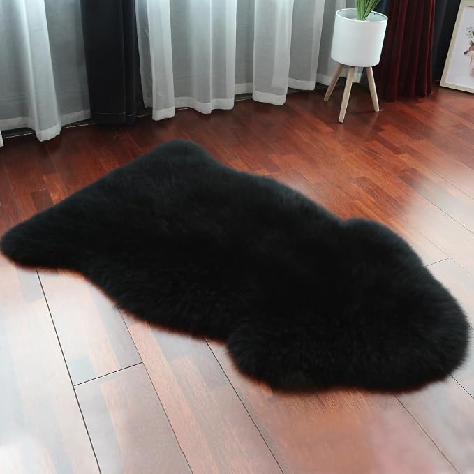 IRIWOOL Premium Genuine Fur Sheepskin Rug Real Australia Sheepskin Natural Luxury Fluffy Lambskin Fur Area Rug Seat Covers for Kids Bedroom Sofa Chair Cover (Black, Single Pelt/2ft x 3ft)