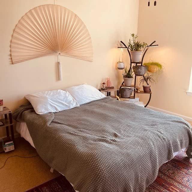 ChumDecor Fan Wall Decor, Japanese Giant Fan, Large Bamboo Fan Wall Art For Boho Hanging Headboard, Decorative Folding Fans For Over Bed, Asia Trending (Ivory 60 inch)