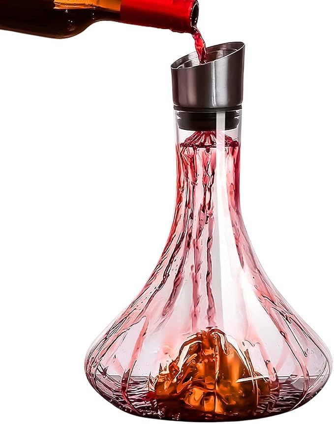Hand-Blown Crystal Glass Wine Decanter with Built-in Aerator & Golden Peak Base – 750 ml Red Wine Carafe for Dinner Parties, Fathers Day Gift, Faster Breathing, Lead-Free, Drip-Free Pour
