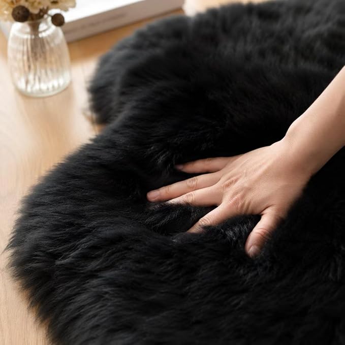 Sheepskin Rug, Fluffy Shaggy Area Rug, Super Soft 24‘’ x 36‘’ Sheepskin Hair Rug, Plush Rug, Decorative Rugs for Bedroom, Children's Room, Living Room (Inky Black, 24" x 36")