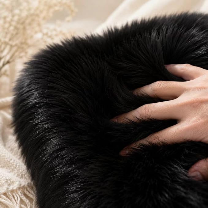 Luxury Soft Fur Sheepskin Fleece Cushion Cover Pillowcase Decorative Throw Pillows Covers, No Pillow Insert, 1pc (Inky Black, 18"×18")
