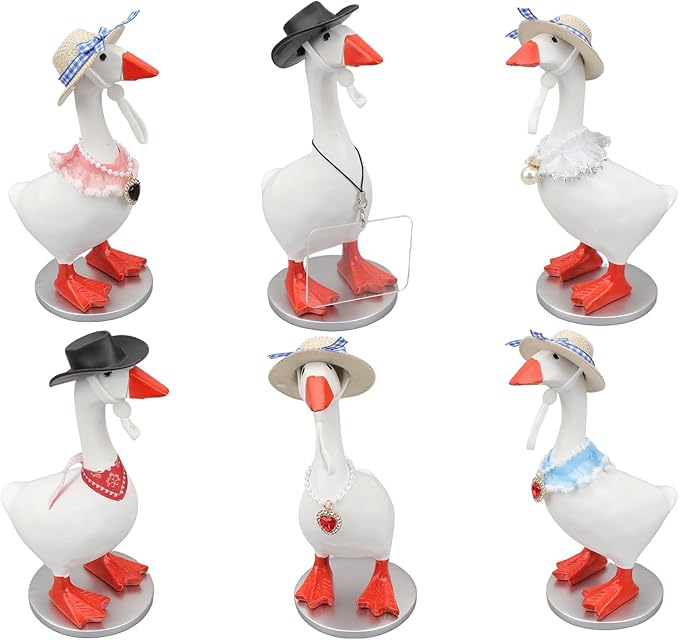 Desk Mini Goose Key Holder 7 inch with 4 set Outfits, Desktop Magnetic small Proch Goose Resin Statue, Cute Figurines Keychain Hanging, Table Decor for Home house Office Bedroom, Housewarming Gifts