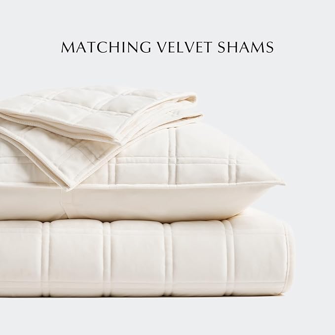 EverGrace 3 Pieces Luxurious Velvet Quilt Queen Size, Ultra Soft Bedspread Coverlet Set, Double Box Stitch Lightweight Velvet Comforter for All Season with 2 Shams, Cream White, 92"x96"