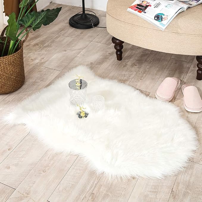 Carvapet Luxury White Faux Sheepskin Chair Cover Seat Cushion - 2x3ft Soft Plush Fur Desk Armchair Pad, Washable Shaggy Bedside Rug for Bedroom