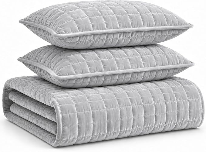 Tribeca Living Luxury Velvet Quilt King Size Set - 260GSM Ultra-Soft Oversized Velvet Bedspread Comforter Set with 2 Shams, in Florence Silver Grey