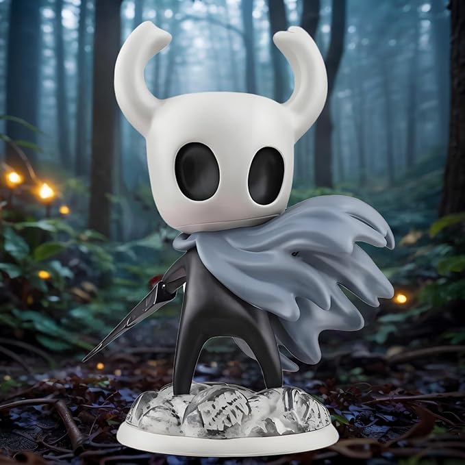 Knight Figure Statue, Hollow Knight Merch Action Figure, Home Decor Cartoon Collectible Figurine, Car Dashboard Ornament Cute Figure Collectible, Popular Game Gift for Enthusiasts. (Knight)