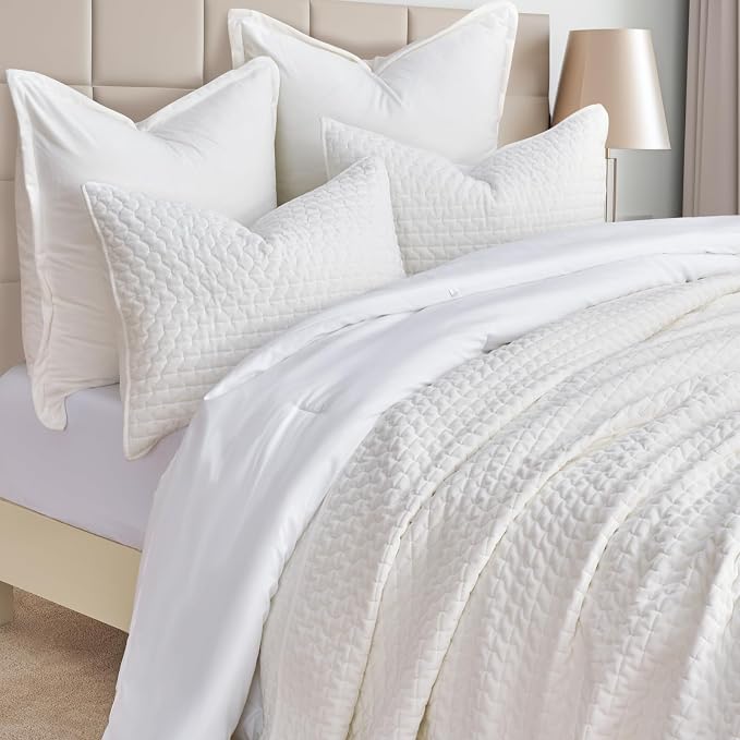 EverGrace Luxury Quilt Set King Size 3 Piece, Soft Cross-Stitch Comforter Set with Pillow Shams, Lightweight Coverlet Bedspread for All Seasons, Bright White