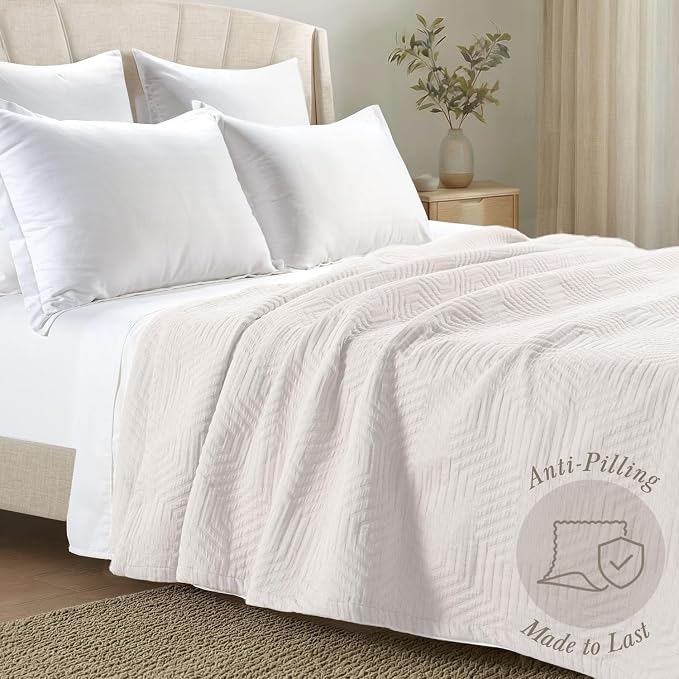 Threadmill Luxury Cotton Blankets for Queen Size Bed | All-Season 100% Cotton Queen Size Blanket | Aster Jacquard Cozy Lightweight, Soft Breathable Coverlet fits Full Size Bed, 90x92 | Vanilla Cream